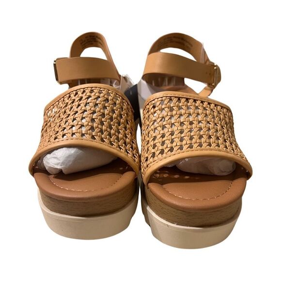Universal Thread Alban Sandals - Picture 1 of 10